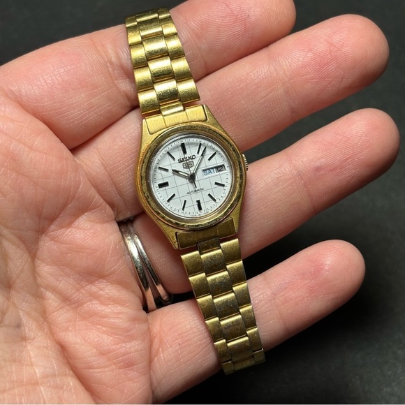 Vintage Seiko 5 Ladies Automatic Watch Goldtone Working 4206-0410 A1